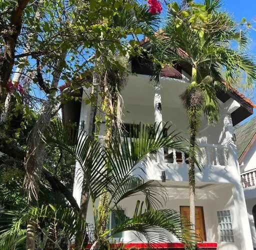 Charming Villa Suite With Cozy Terrace Near Beach